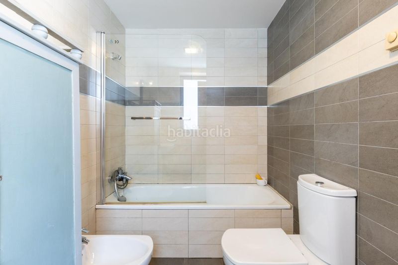 Foto 61d599ee-060f-4cc7-8e8a-f523e773d3a6. Casa amb calefacció aparcament piscina a Olimar-Carambolo-Atalaya de Levante Chiva