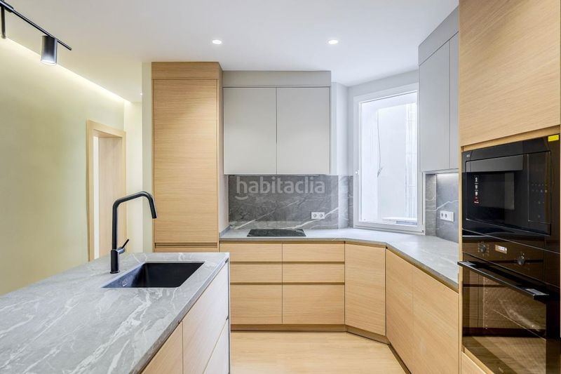 Foto d1325b27-3982-46e0-9b87-9088a16b2f75. Pis amb calefacció aparcament a Ibiza Madrid
