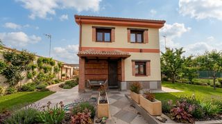 Chalet  Calle del almendro