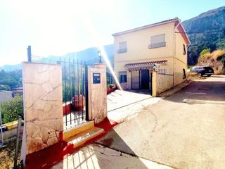 House  Carrer de dalt