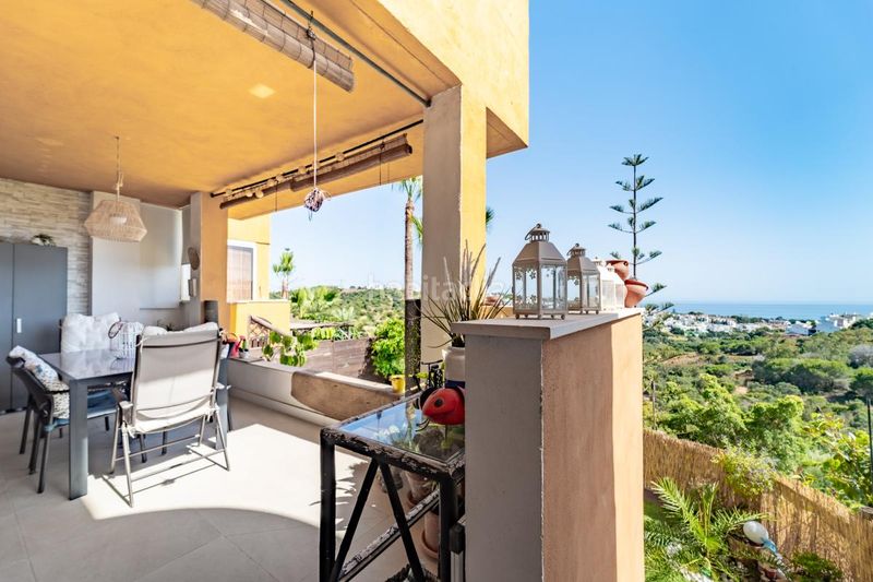 Foto 6dc9adbe-f675-4580-8674-5d866348a47c. Planta baixa amb calefacció aparcament piscina a Marbella