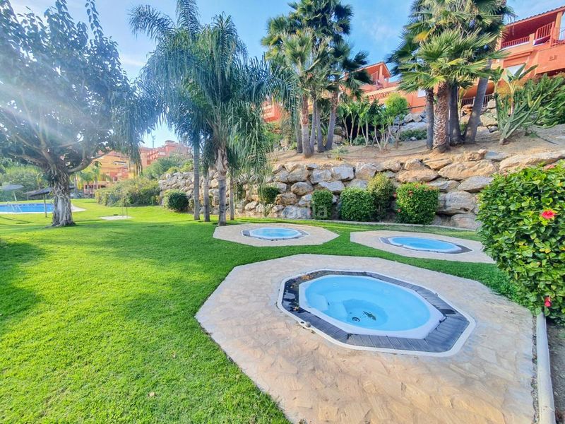 Foto e628c13c-c3fd-48e1-bede-78a75de8f4fe. Planta baixa amb calefacció aparcament piscina a Marbella