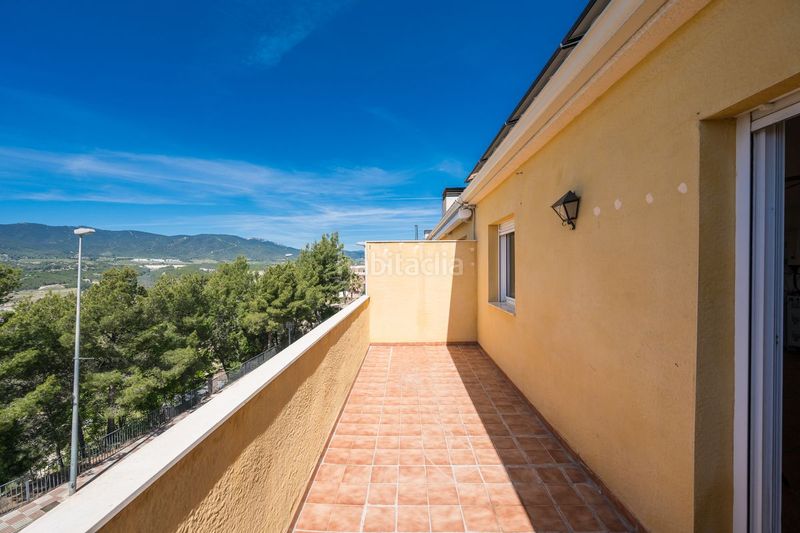 Foto a8f0b57e-5b7c-4f21-b5a5-04f938fa1b97. Casa aparellada amb calefacció aparcament a Tibi