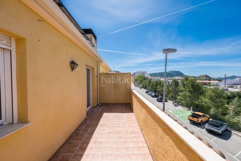 Foto ba75f89d-a8e6-4f1a-9cf3-535165ec083c. Casa aparellada amb calefacció aparcament a Tibi
