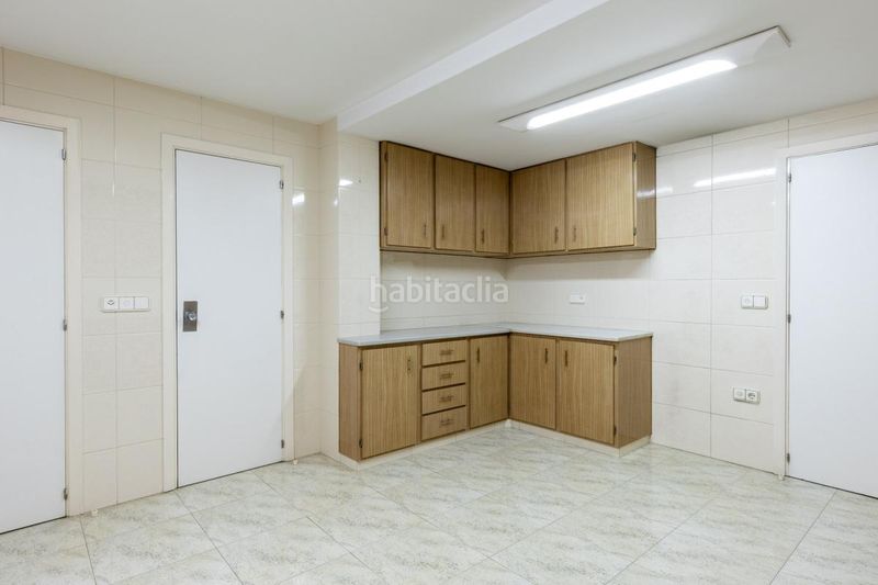 Foto 2a734cdc-a4a7-45a2-b6a1-8e94d6fc1bd3. Pis amb calefacció aparcament a Arrancapins Valencia