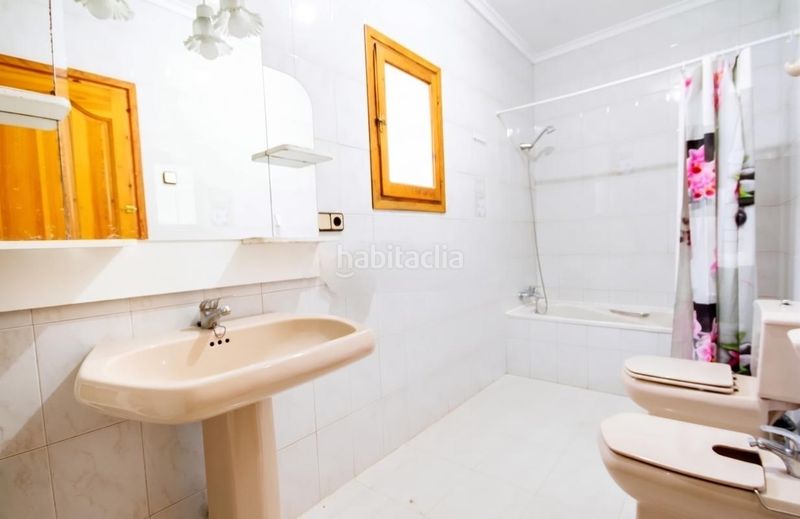 Foto adedc0f1-53fb-4f42-bd8a-897923f14bbd. Casa amb calefacció aparcament a Parcent