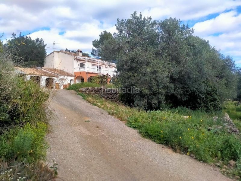 Foto f1e0a5c5-3f4f-431d-bb15-78fdc9808fea. Casa amb calefacció aparcament a Parcent