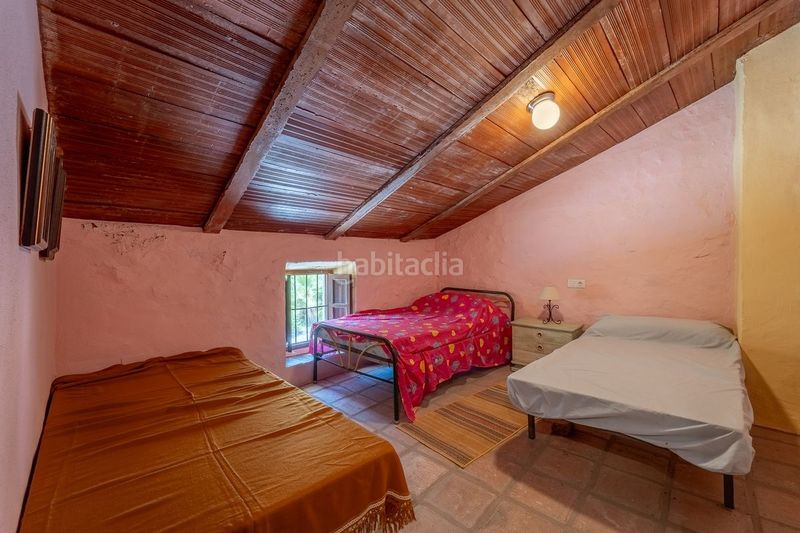 Foto c7316bda-e37a-410e-b2c5-9f1a400a6742. Masia amb calefacció aparcament a Colmenar