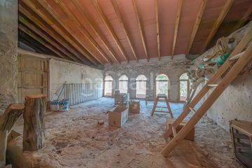 Foto f03b5d24-8a25-44b9-8ca0-707f6e2354ac. Casa amb calefacció a Ibi