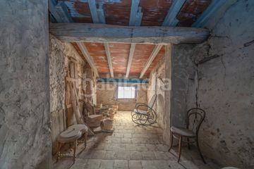 Foto f1c4a3ac-3e10-4943-9299-bd6079c7e96e. Casa amb calefacció a Ibi