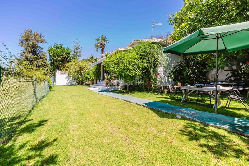 Foto b8fc66cb-4139-4d86-9870-f535075050e3. Casa amb calefacció aparcament a Guadalmina Alta Marbella