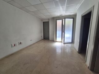Geschäftsraum  Carrer escultor damià forment