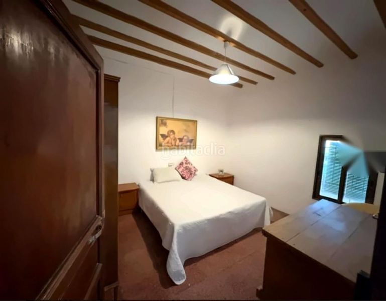 Foto dcca4222-abd6-41b7-ab68-0d41a1e59730. Casa adossada amb calefacció a Monòver