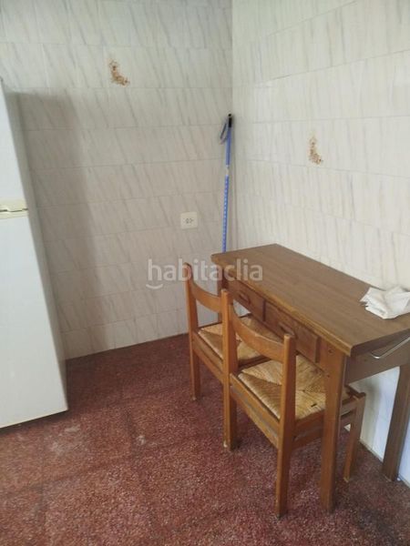 Foto de3c9717-8870-4dc2-acf2-69c14fb6389c. Casa adossada amb calefacció a Monòver