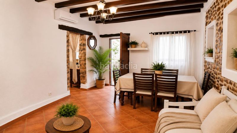 Foto 3b20adbc-9fc4-46d2-ba8c-b9d4a0a363bd. Casa amb calefacció a Dalt Vila-La Marina Ibiza