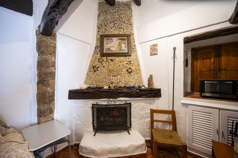 Foto 594b86da-1290-440e-83ea-87d073c3f698. Casa amb calefacció a Dalt Vila-La Marina Ibiza