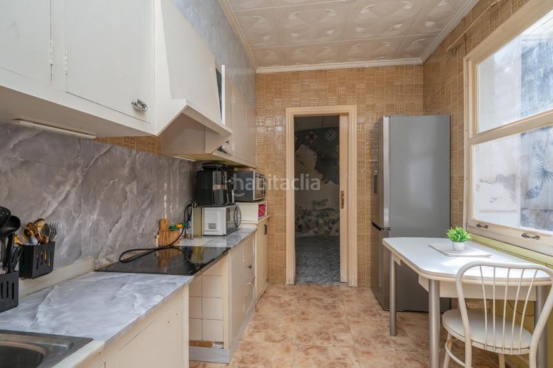 Foto 4334bd47-b2f1-4d05-8347-22c1518b80a8. Planta baixa amb calefacció a Centro Elda