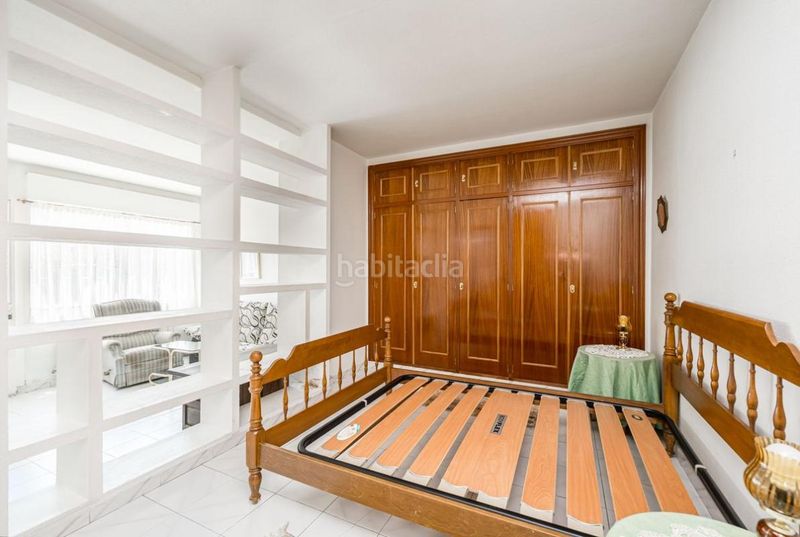 Foto 1718bbea-94e6-4841-8b12-a58fa19f3eb5. Casa amb calefacció aparcament a Jerónimos Madrid