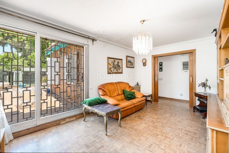 Foto af0954d7-d444-4523-8954-d03212b4031d. Casa amb calefacció aparcament a Jerónimos Madrid