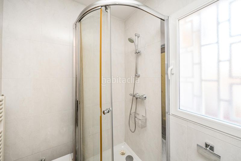 Foto c0b86137-acaa-49aa-8cbc-1278e5aab76f. Casa amb calefacció aparcament a Jerónimos Madrid