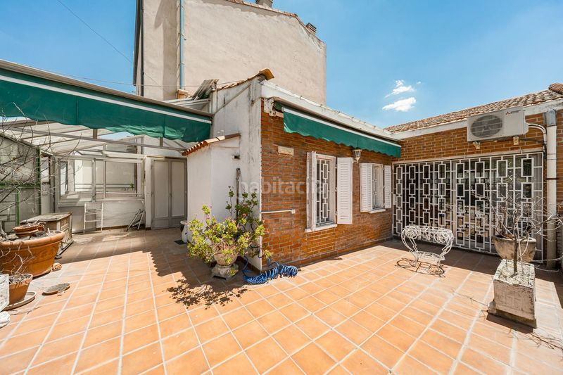 Foto ea8b37b6-61cb-4c00-9483-7df668c01aec. Casa amb calefacció aparcament a Jerónimos Madrid