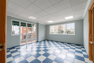 Piso  Calle adeodato altamirano