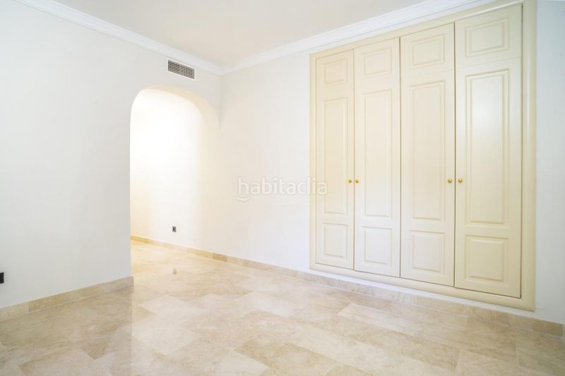 Foto 66d4a1d9-158f-4dd0-9b68-0652958c7157. Planta baixa amb calefacció aparcament piscina a Marbella