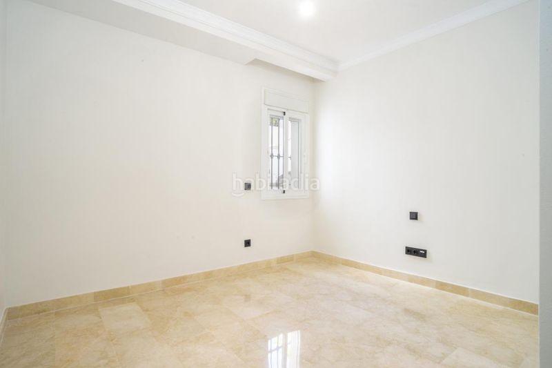 Foto 6a176f10-640f-4961-980e-51baceb9c5f7. Planta baixa amb calefacció aparcament piscina a Marbella