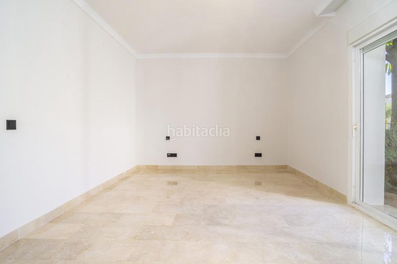 Foto d55d6265-ef55-4fd3-a070-b196063d16ab. Planta baixa amb calefacció aparcament piscina a Marbella
