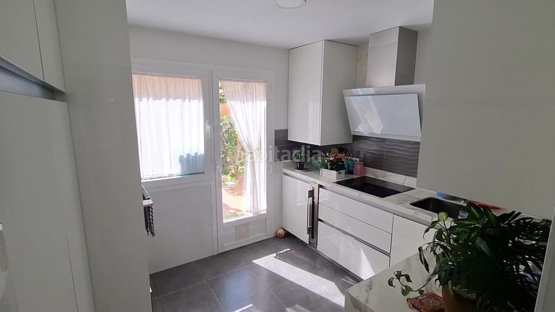 Foto 0f75ea6a-e5cd-4ea5-8554-176dfdf90ab5. Casa adossada amb calefacció aparcament a Malagón