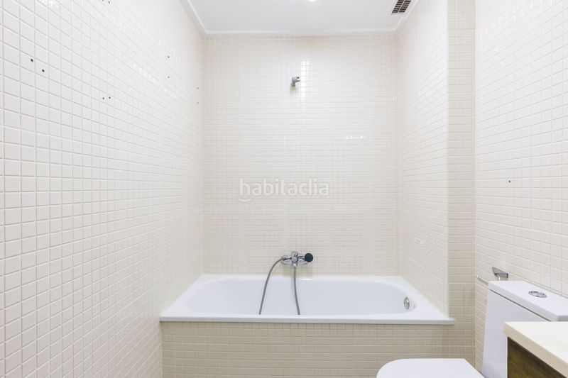 Foto 0e3d564e-35c3-4e33-a748-41786f100458. Casa adosada en Benifaió