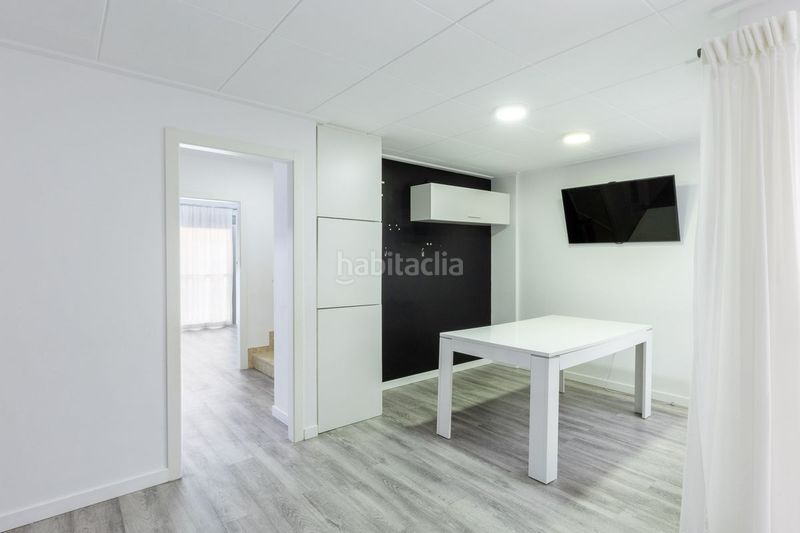 Foto 95054a02-4730-42b9-9ec2-1b72e2a4733f. Casa adosada en Benifaió