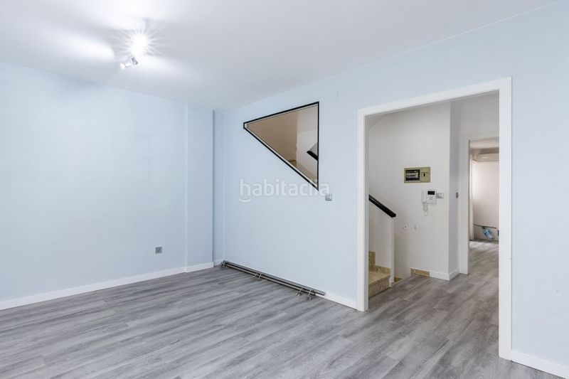 Foto b719f711-e297-44ea-b749-291bcf491c5b. Casa adosada en Benifaió