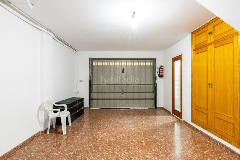 Foto b90d1f08-2dab-4646-aeb1-046e14d497c2. Casa adosada en Benifaió