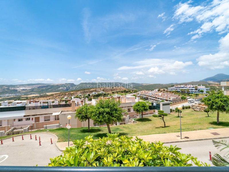 Foto cfd8a055-07a7-40a4-b875-4a66af77c15d. Pis amb calefacció aparcament a Doña Julia Golf Casares