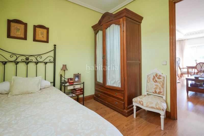 Foto b6fd2f8a-b985-42e9-911c-93fb753c0ea1. Casa amb calefacció aparcament a San Diego Madrid