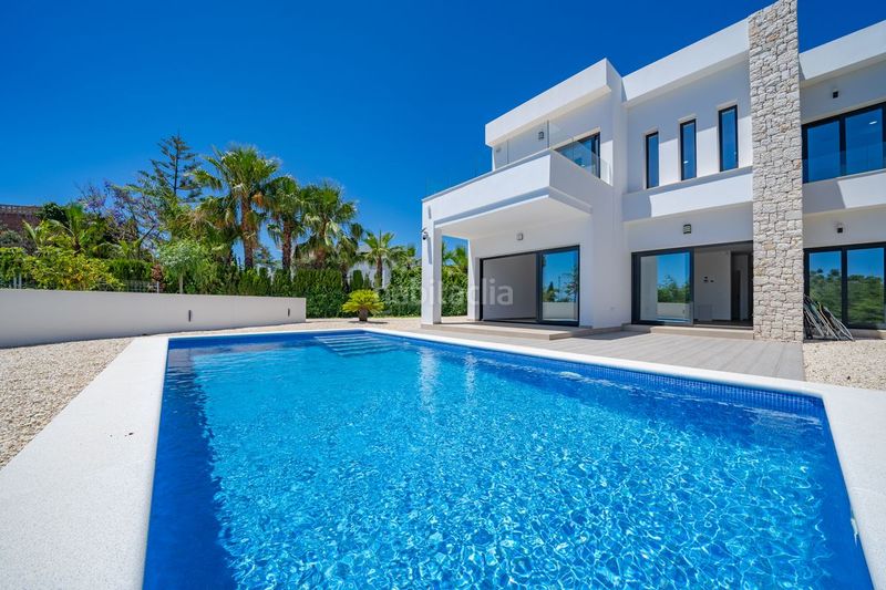 Foto a3ece15f-470c-4a69-8002-d0052859a5b9. Casa amb calefacció piscina a La Fustera Benissa