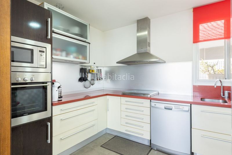 Foto 4cdcb4d1-4312-4702-b3dc-0e4ba7d92398. Casa aparellada amb calefacció aparcament piscina a Cullera