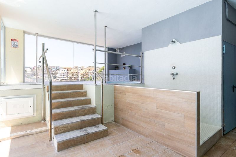 Foto e0e3cd7f-1024-4727-b1df-37cd44747ee3. Doppelhaus mit heizung parking pool in El Faro Cullera