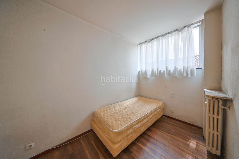 Foto 0ea502a6-e82d-4369-a9a7-18b797263812. Pis amb calefacció aparcament piscina a Almagro Madrid