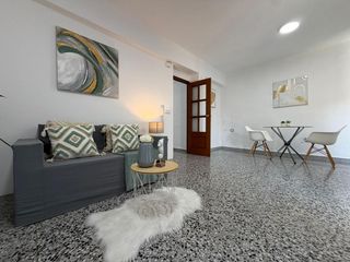 Piso en Carolinas Altas