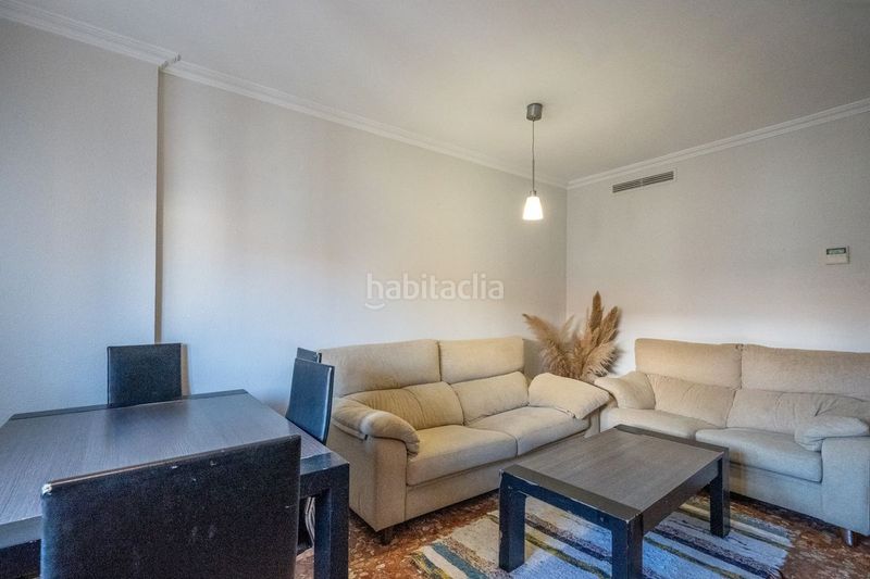 Foto e4798496-87c0-4d77-9d32-0e50df42ede4. Pis amb calefacció a Centro Urbano Dénia