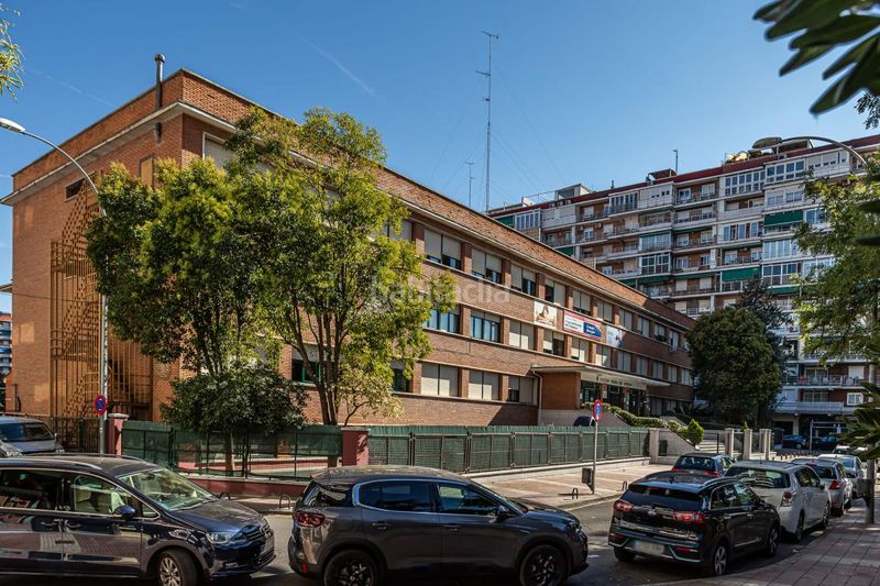 Foto 00b028c3-069e-4e7d-aac9-6d847de660c1. Edifici a Zona Renfe Alcorcón