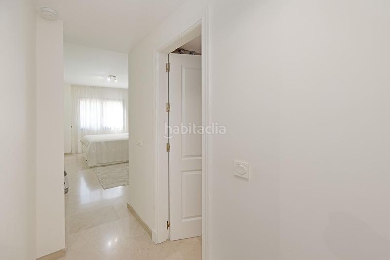 Foto 6b29a8b3-4cc5-4a87-83e5-538c2ad598e8. Pis amb calefacció aparcament a Río Real Marbella
