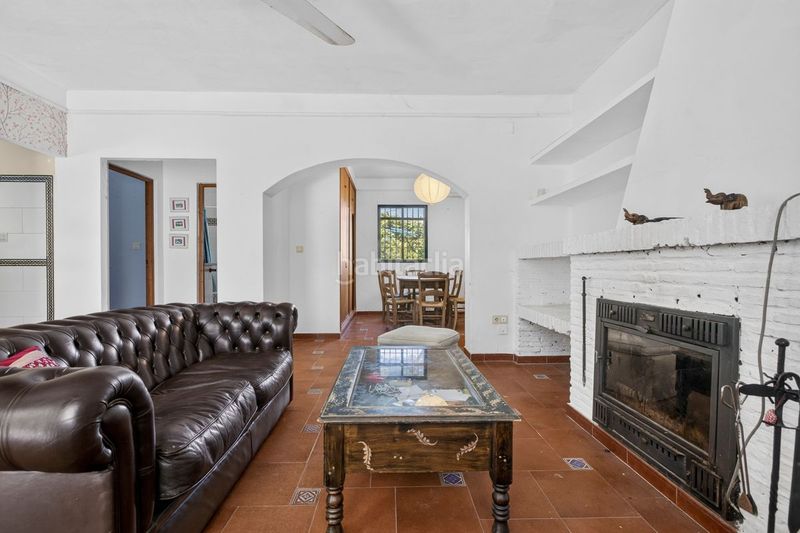 Foto d225198a-96aa-422c-9614-dec247f41556. Casa en Bollullos de la Mitación