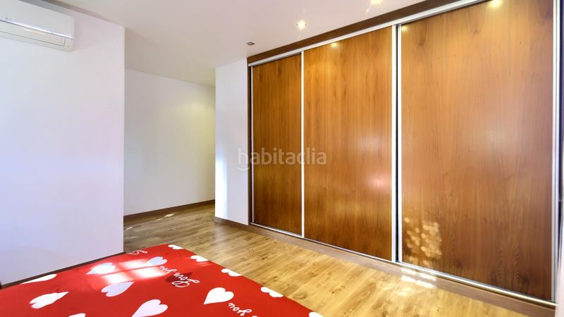 Foto eee846d1-a364-47a0-9253-7a51d5d95e7e. Xalet amb calefacció aparcament a Los Pinares-La Masia Bétera