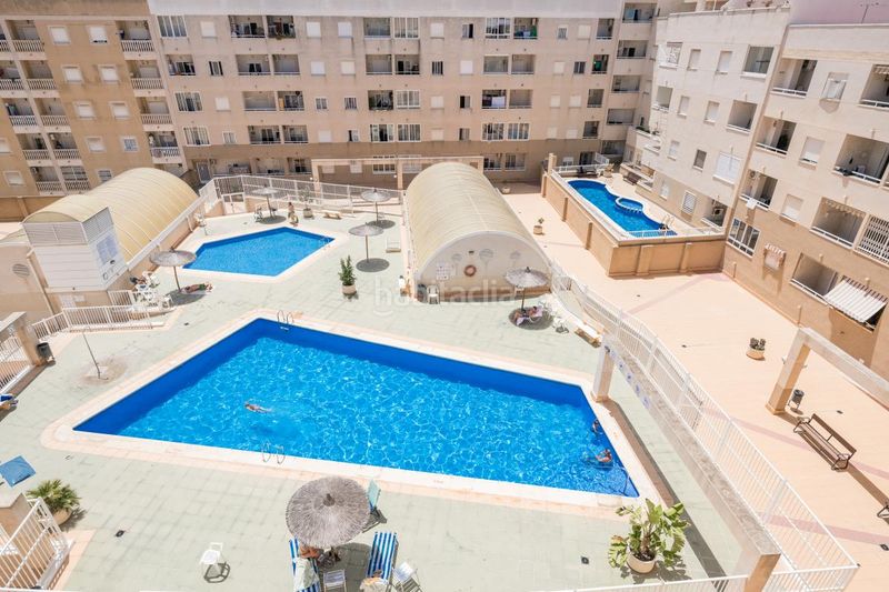 Foto 9fed2a06-6a7e-41d1-a822-a7e3bd96c3a3. Àtic amb calefacció piscina a El Molino Torrevieja