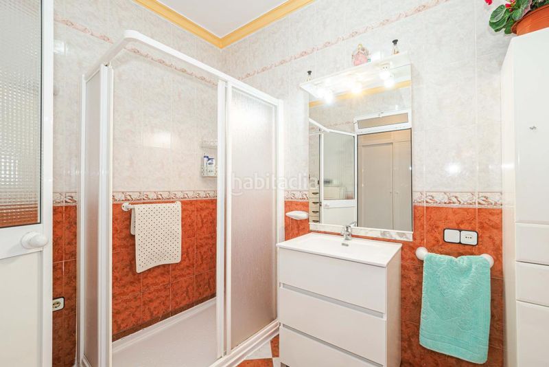 Foto a291609b-3f41-4d7d-8adc-134aa1209745. Casa adossada amb calefacció a Coronil (El)
