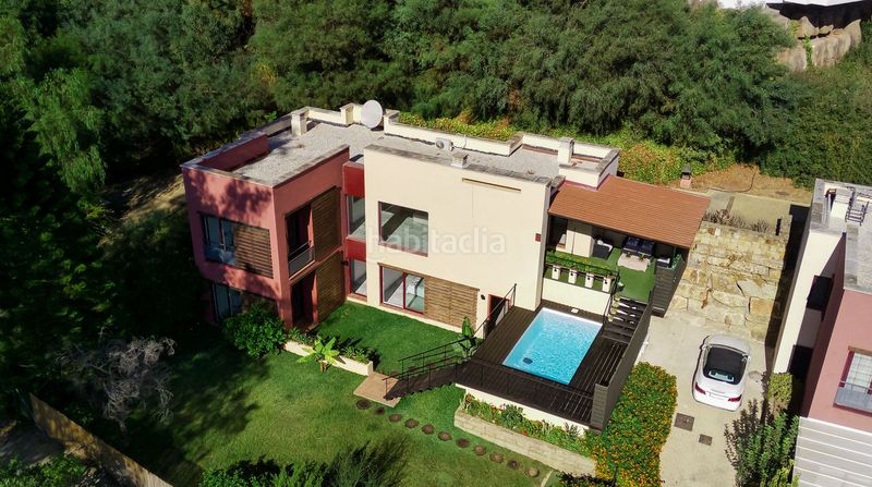 Foto 93c85aee-fbea-4541-aa81-bf94554573c4. Casa amb calefacció aparcament piscina a Los Flamingos Benahavís