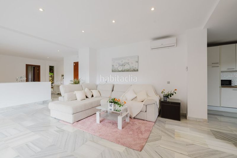 Foto b1fd6526-786d-4864-b404-808c200b191b. Casa amb calefacció aparcament piscina a Los Flamingos Benahavís